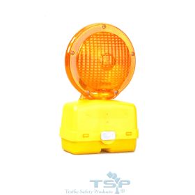 Type A & C Yellow Barricade Light Uses 4 D-Cell Batteries - AC4D